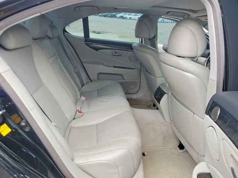 2012 LEXUS LS 460  