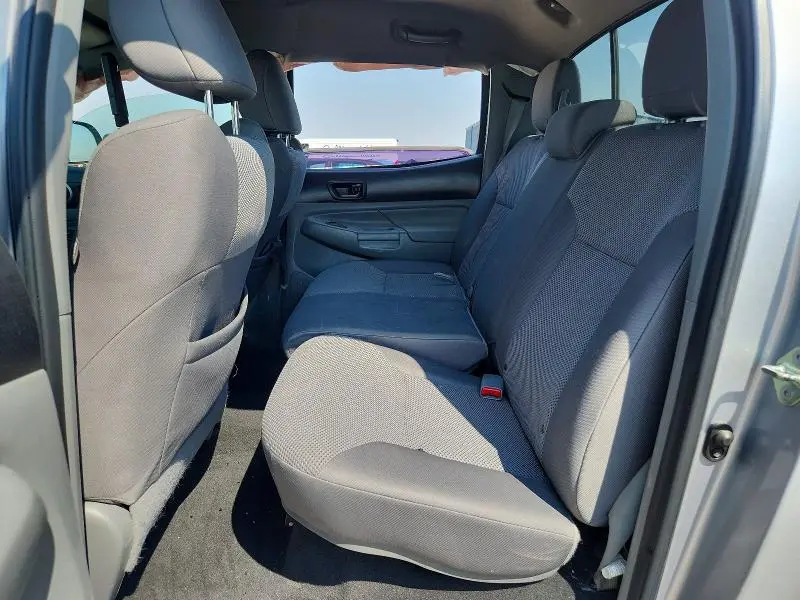 2015 TOYOTA TACOMA V6  