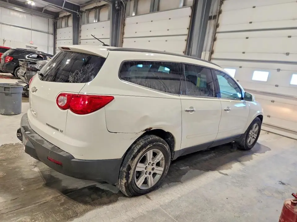 2012 CHEVROLET TRAVERSE LT  