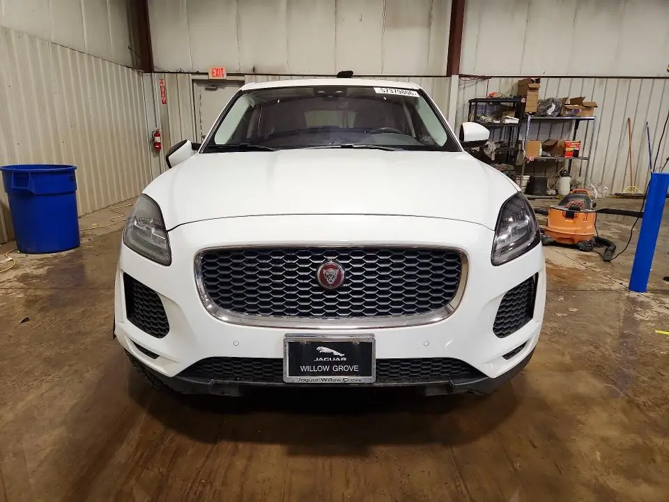 2019 JAGUAR E-PACE SE  