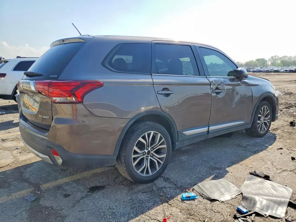 2016 MITSUBISHI OUTLANDER SE  