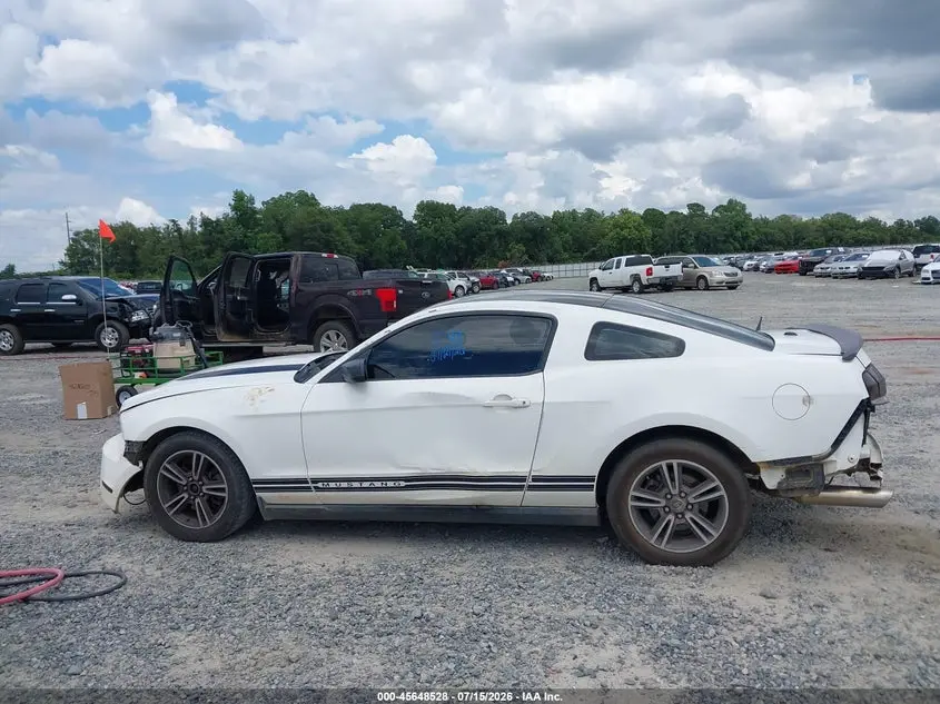 2012 FORD MUSTANG V6 PREMIUM