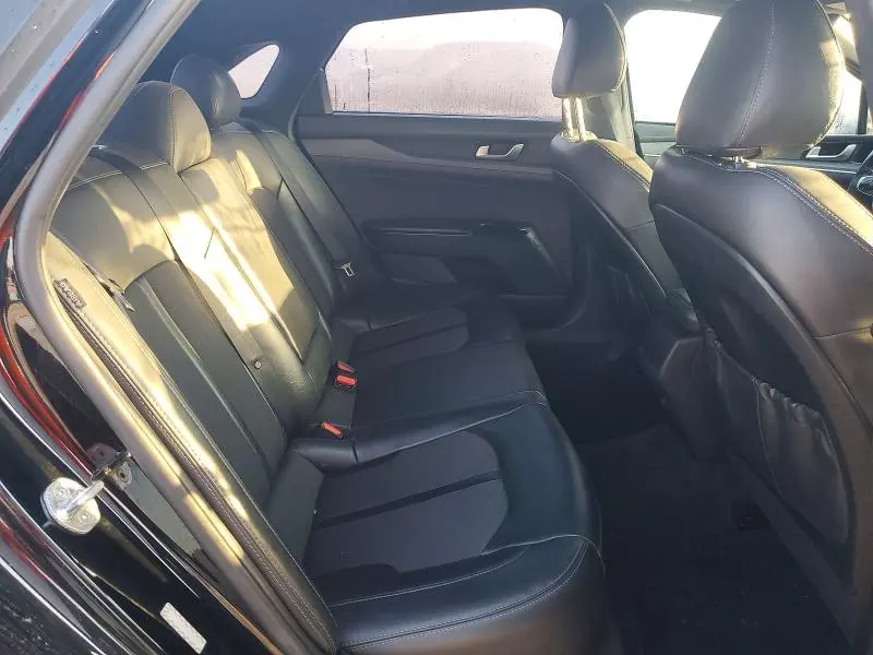 2021 KIA K5 GT LINE  