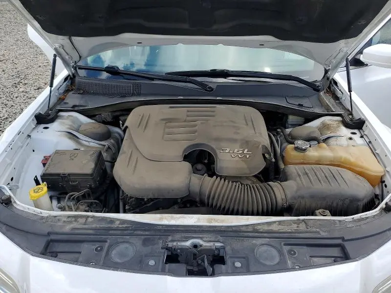 2013 CHRYSLER 300   