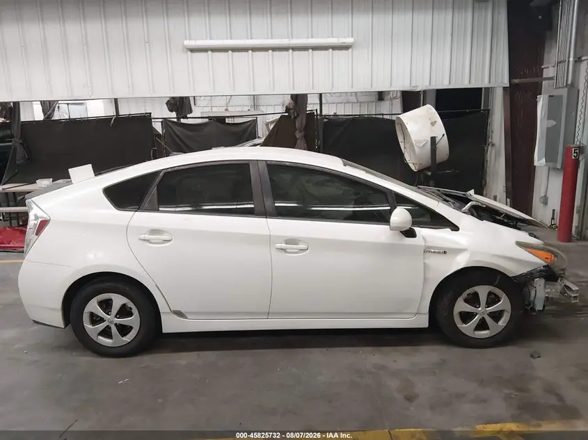 2013 TOYOTA PRIUS FOUR