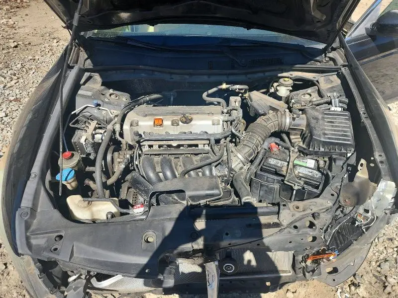 2011 HONDA ACCORD LX  