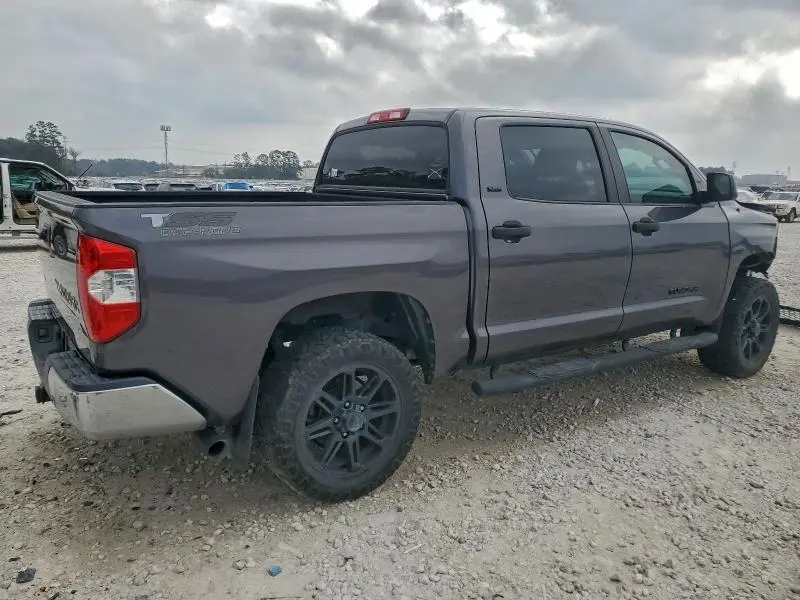 2017 TOYOTA TUNDRA SR5  