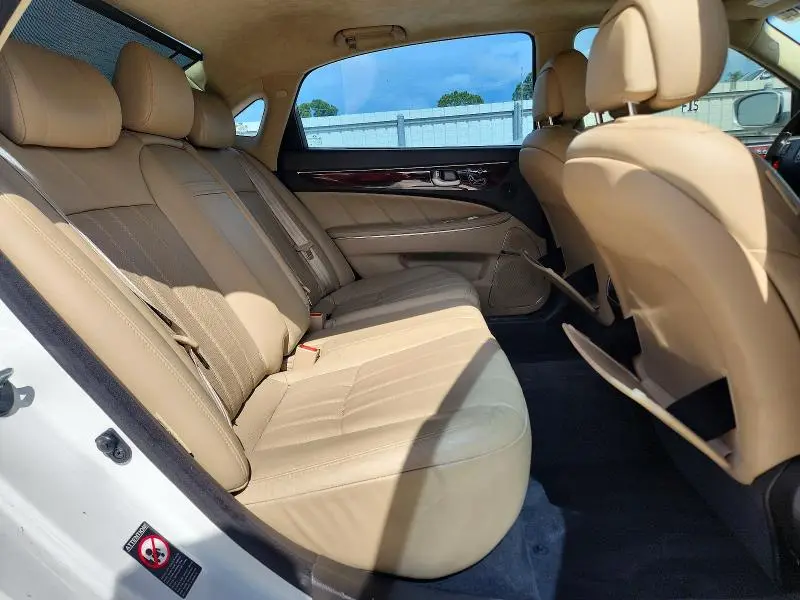 2013 HYUNDAI EQUUS SIGNATURE  