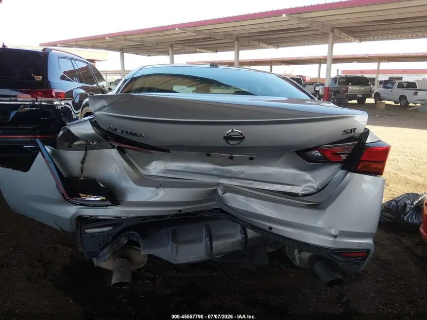 2022 NISSAN ALTIMA SR FWD