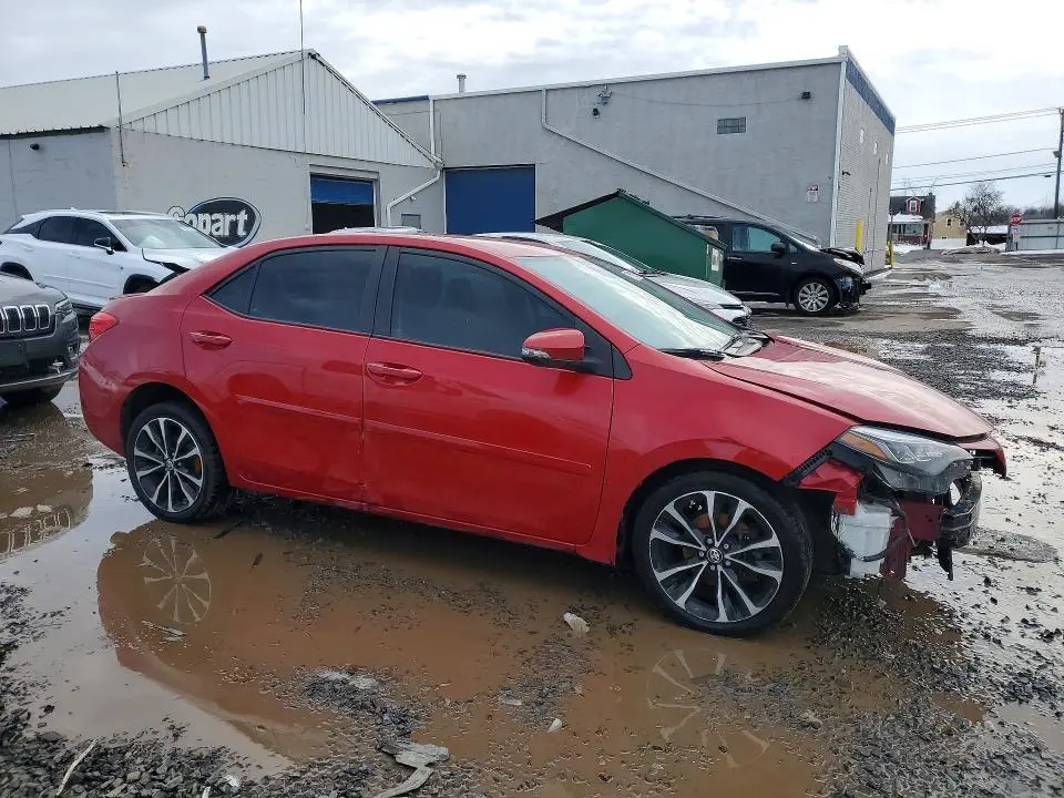 2018 TOYOTA COROLLA SE  