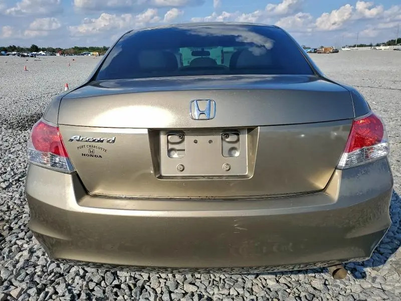 2010 HONDA ACCORD LX  