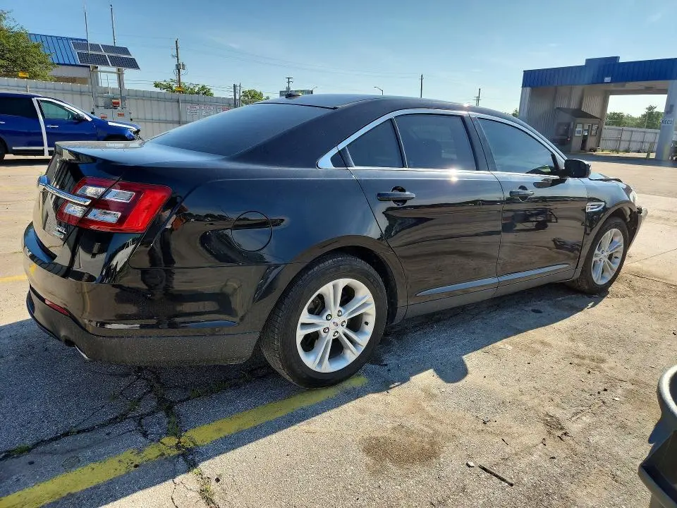 2016 FORD TAURUS SEL  