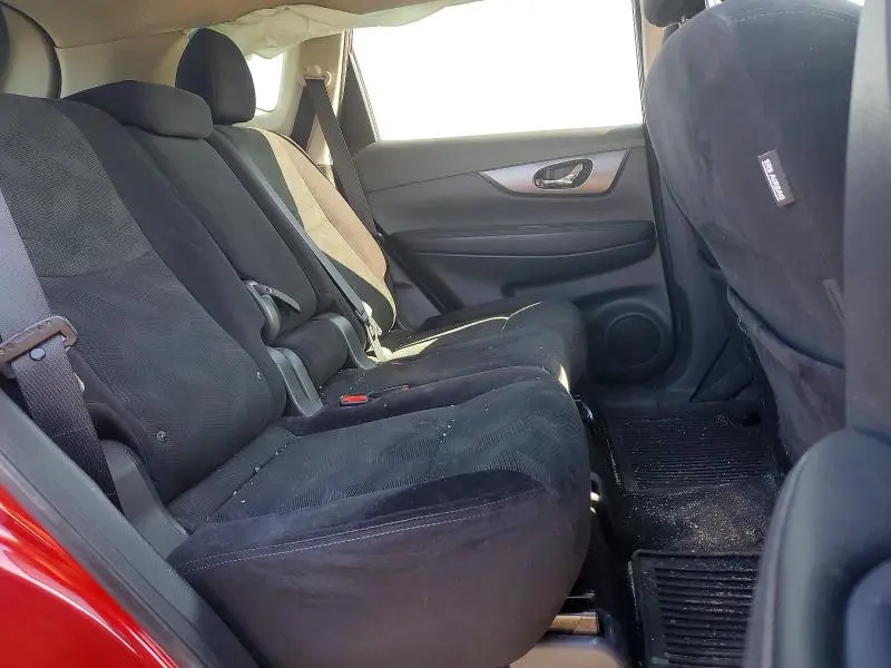 2014 NISSAN ROGUE SV  