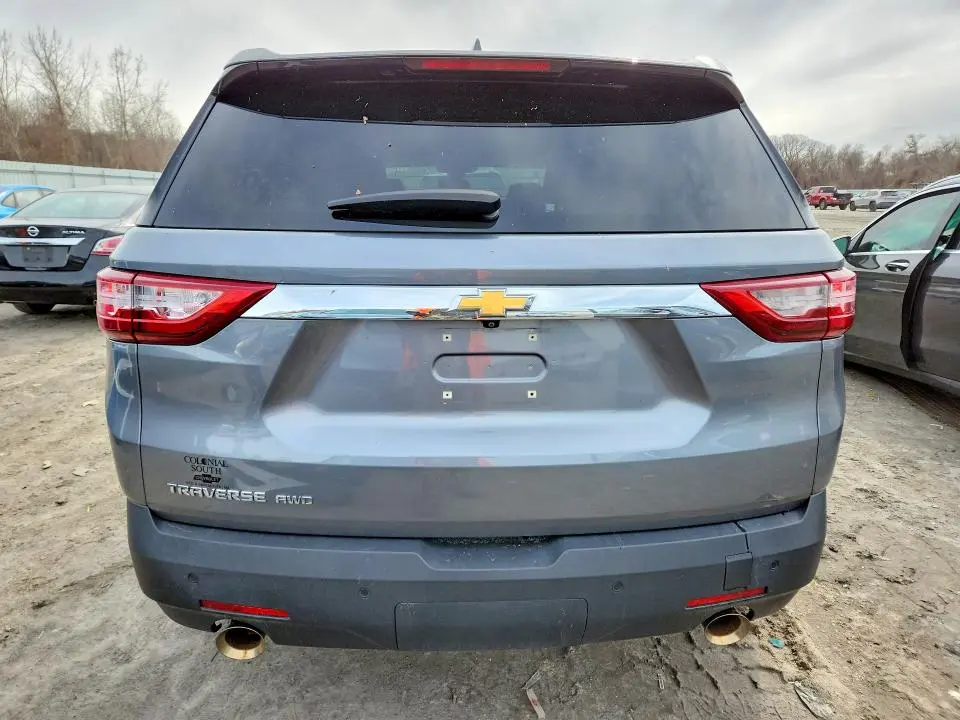 2020 CHEVROLET TRAVERSE LS  