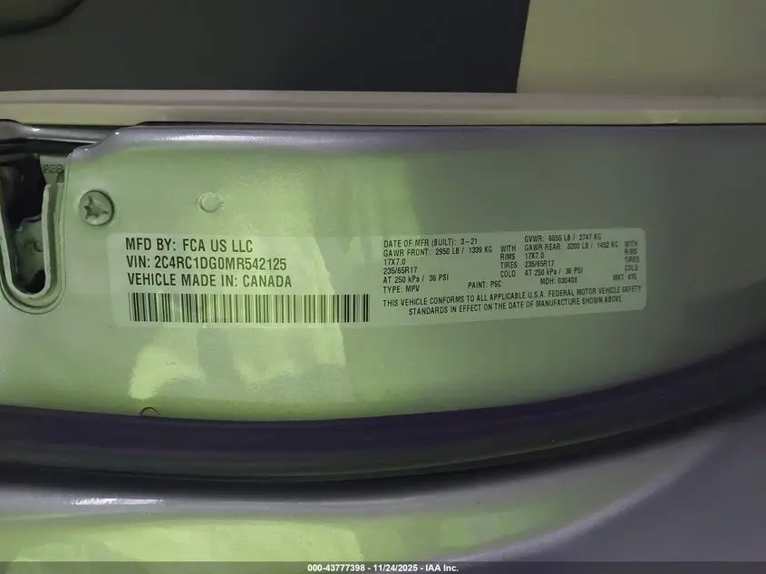 2021 CHRYSLER VOYAGER LXI