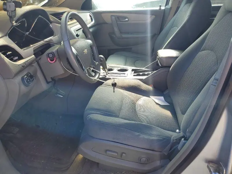 2015 CHEVROLET TRAVERSE LT  