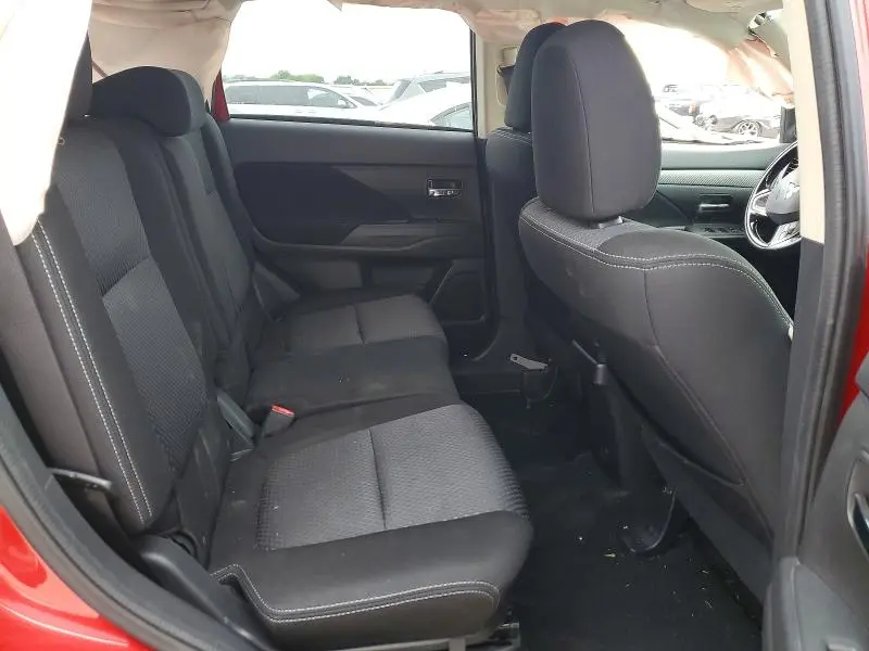 2018 MITSUBISHI OUTLANDER SE  