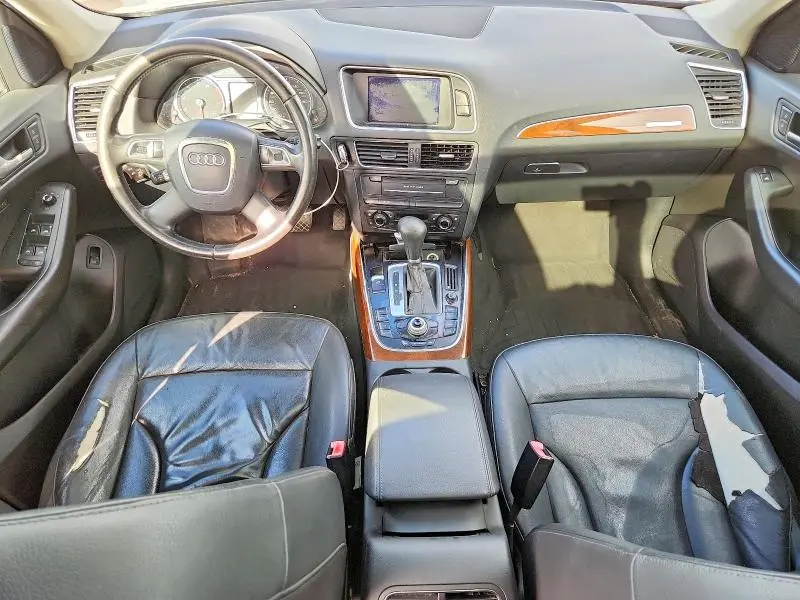 2010 AUDI Q5 PREMIUM PLUS  
