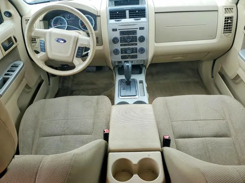 2010 FORD ESCAPE XLT  
