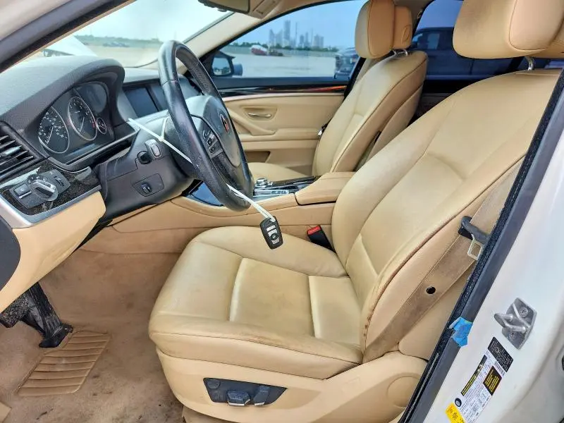 2011 BMW 528 I  
