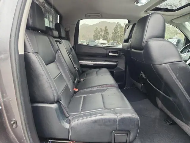 2016 TOYOTA TUNDRA CREWMAX LIMITED  