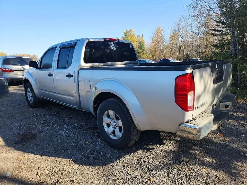2011 NISSAN FRONTIER SV  