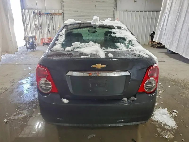 2015 CHEVROLET SONIC LT  