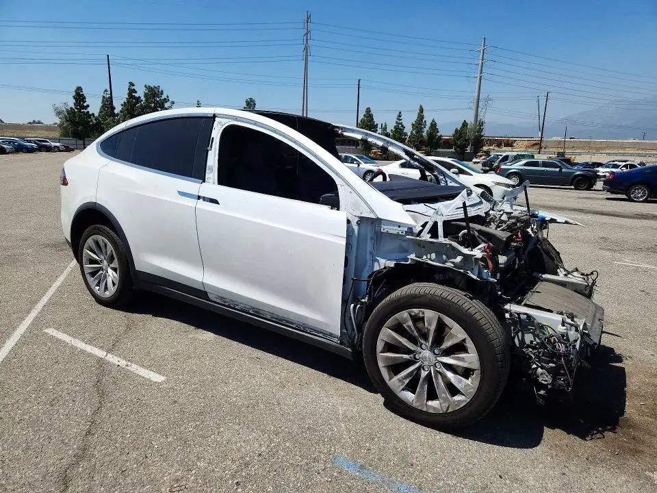 2016 TESLA MODEL X   