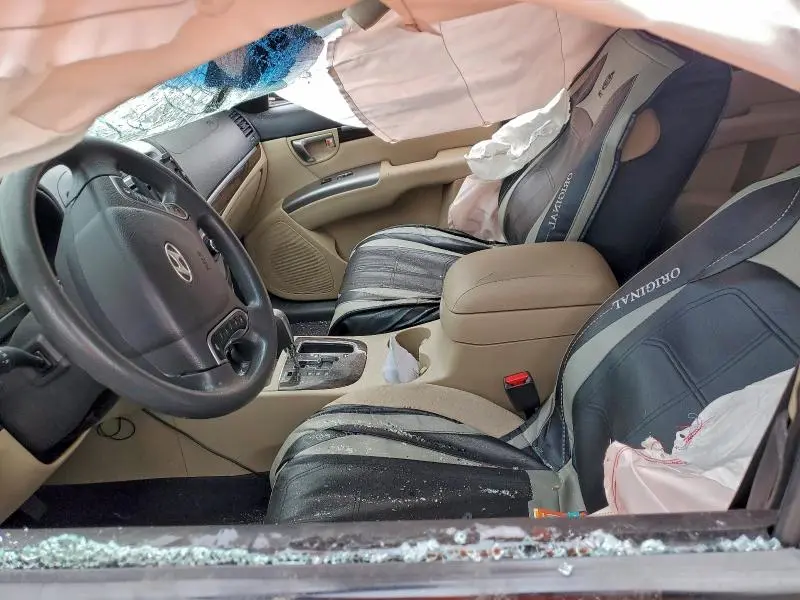 2010 HYUNDAI SANTA FE GLS  