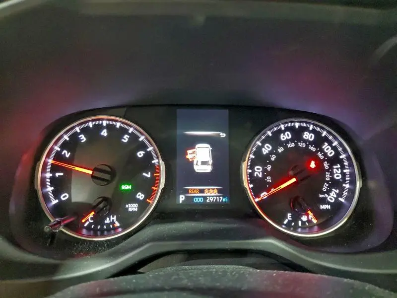 2020 TOYOTA RAV4 XLE  