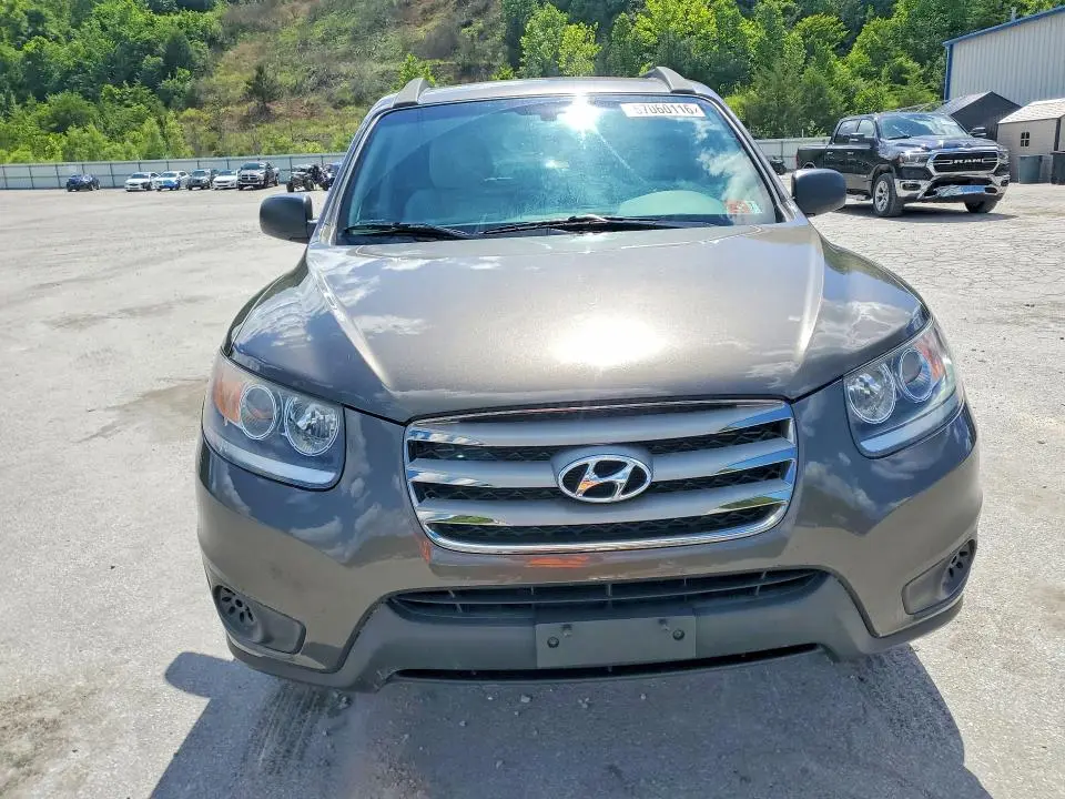 2012 HYUNDAI SANTA FE GLS  
