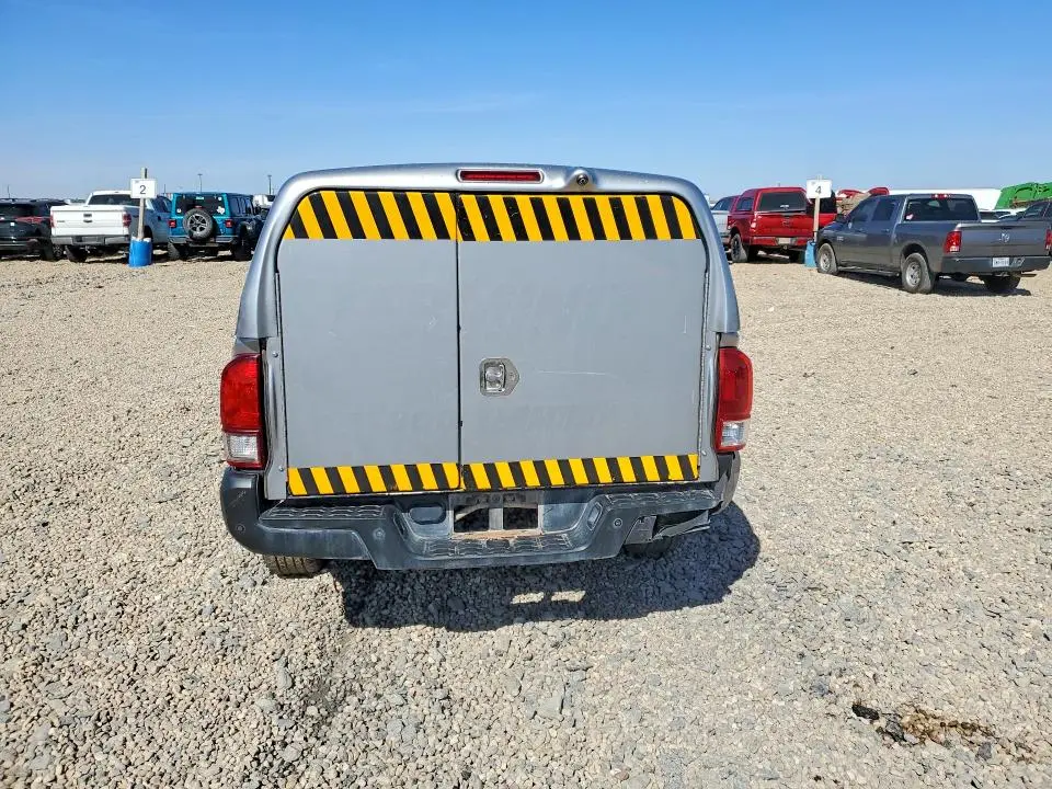 2020 TOYOTA TACOMA SR  