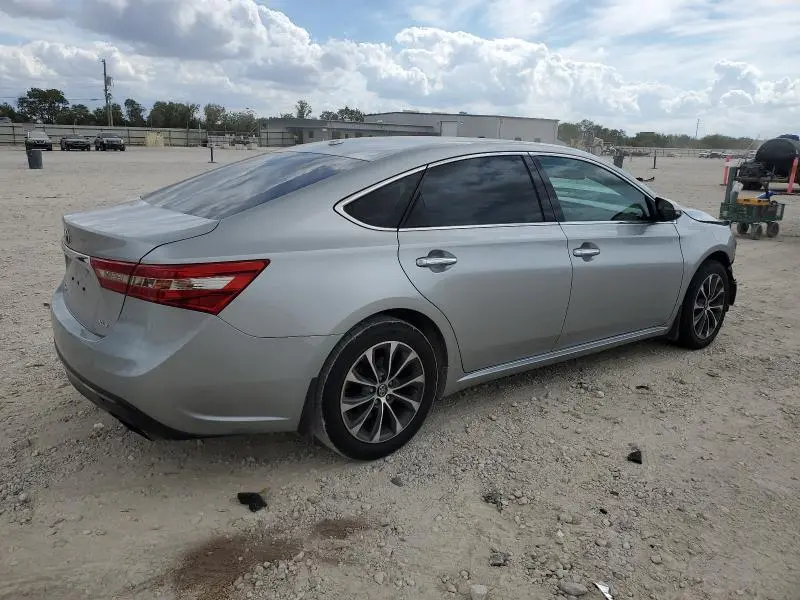 2016 TOYOTA AVALON XLE  