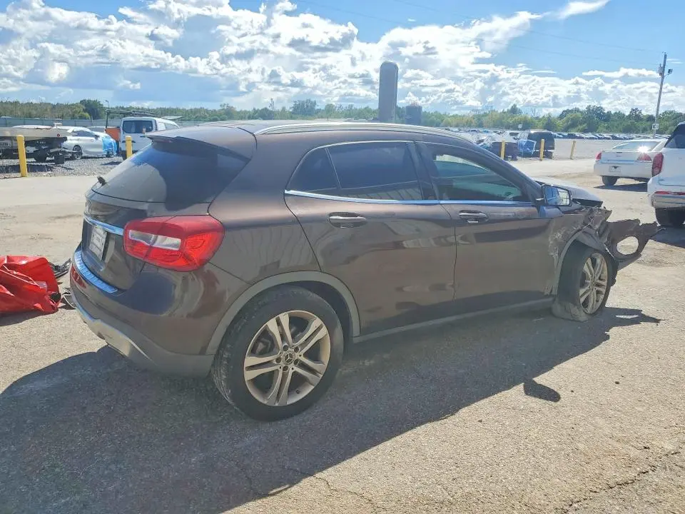 2018 MERCEDES-BENZ GLA 250  