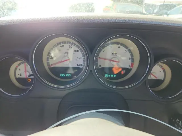 2010 DODGE CHALLENGER SE  