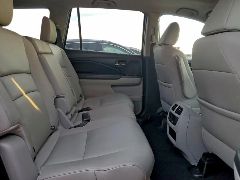 2016 HONDA PILOT EXL  