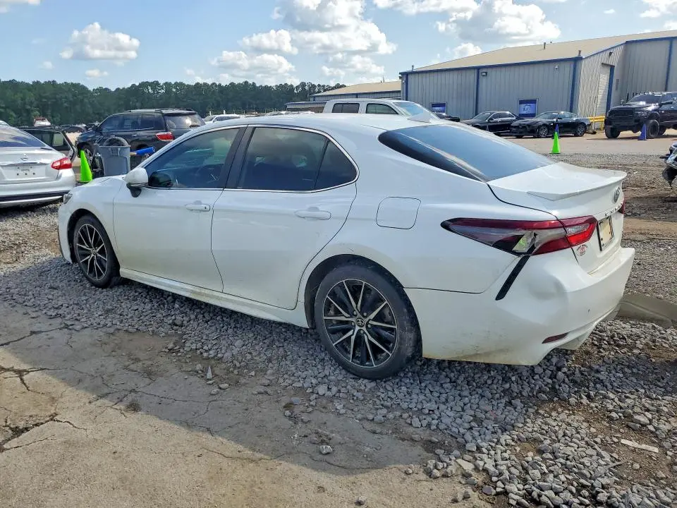 2024 TOYOTA CAMRY   