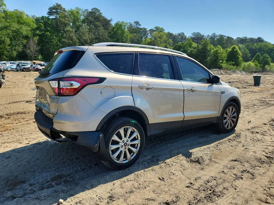 2017 FORD ESCAPE TITANIUM  