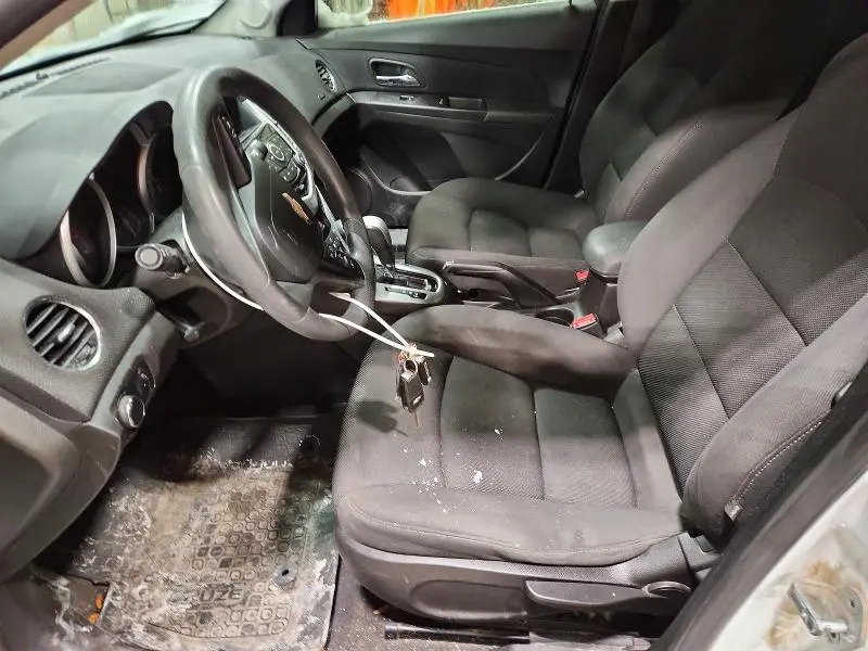 2015 CHEVROLET CRUZE LT  