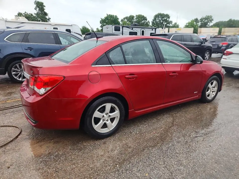 2011 CHEVROLET CRUZE LT  