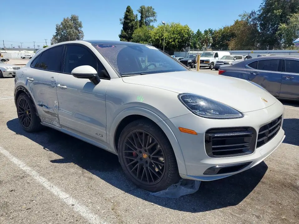 2021 PORSCHE CAYENNE GTS COUPE  