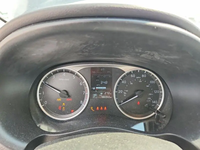 2021 NISSAN KICKS S  