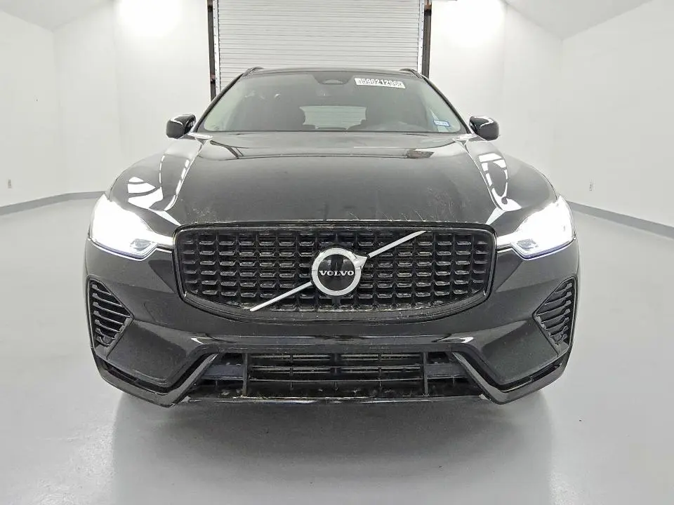 2024 VOLVO XC60 CORE  