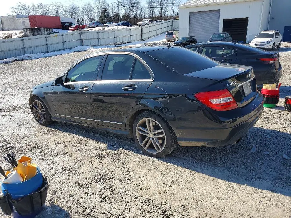 2013 MERCEDES-BENZ C 250  