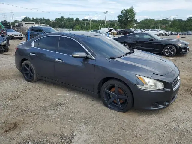 2010 NISSAN MAXIMA S  