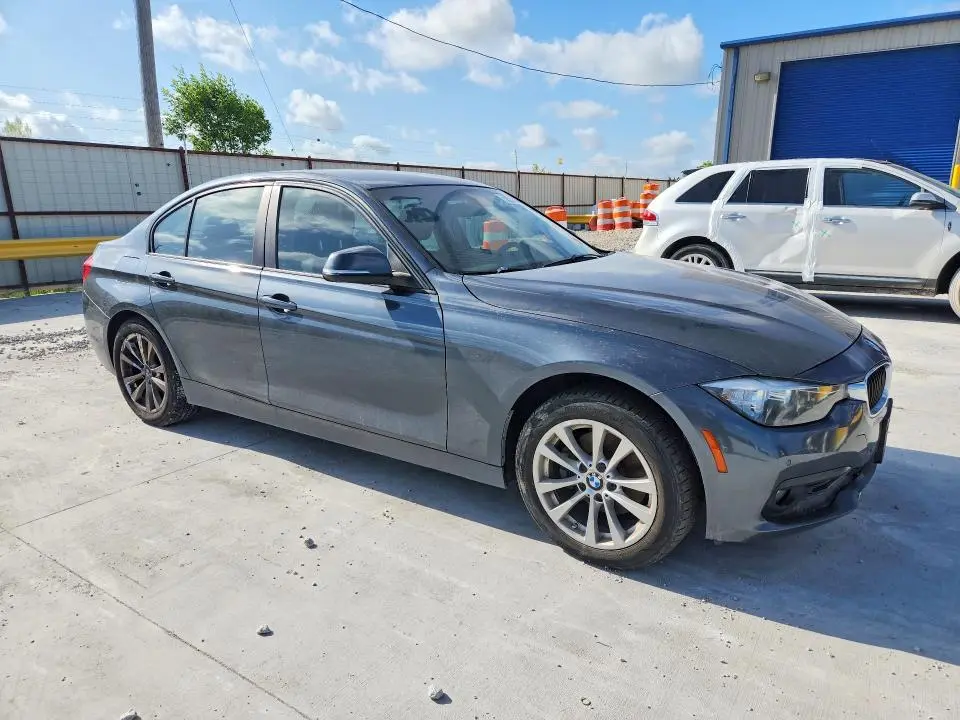 2017 BMW 320 I  