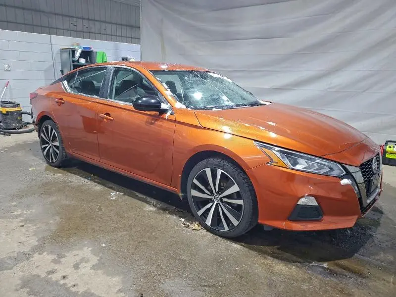2022 NISSAN ALTIMA SR  
