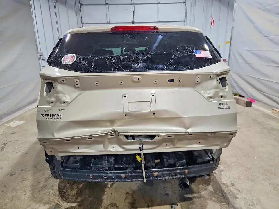 2018 FORD ESCAPE SEL  