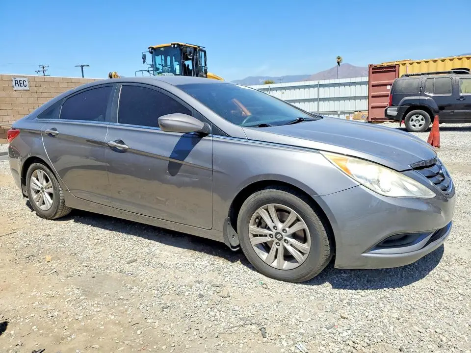2012 HYUNDAI SONATA GLS  