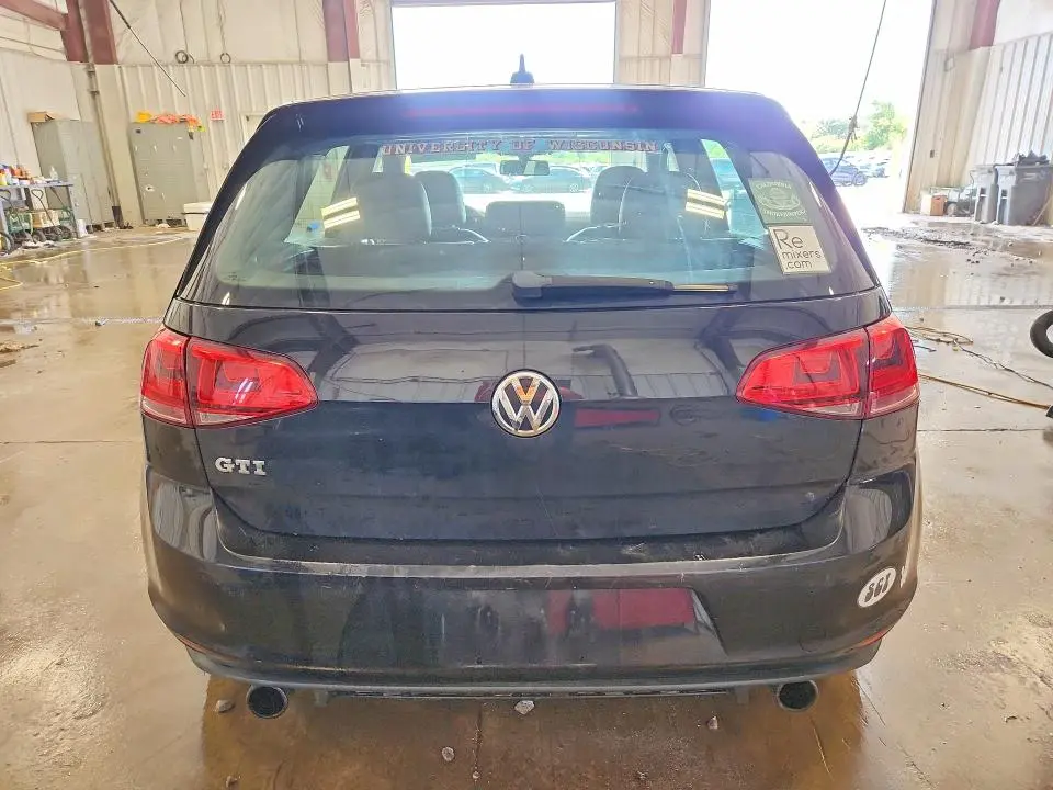 2015 VOLKSWAGEN GTI   